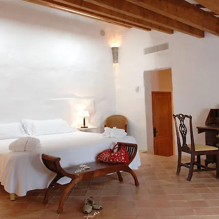 Alcaufar Vell Rural & Restaurant Sant Lluis