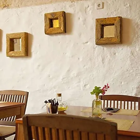 Alcaufar Vell Rural & Restaurant 4* Sant Lluis